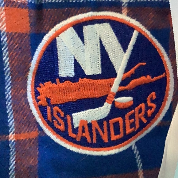 NY Islanders NHL Flannel PJ Set - Ladies XL - New! - Picture 4 of 6